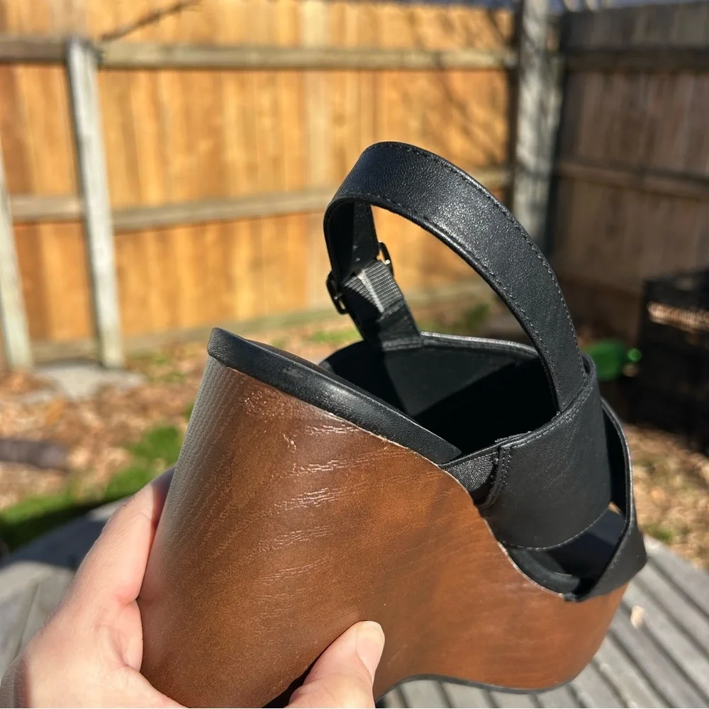 Women's Naomi Wood Wedge Heels with Memory Foam Insole -Universal Thread size 11